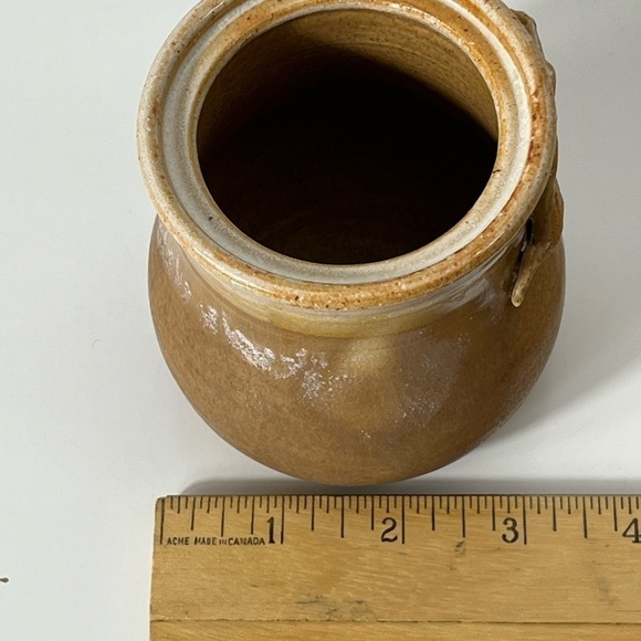 HANDMADE Wheel Thrown Pottery “JAM” Jar with Lid Signed J Lewis Speckle Glaze - Picture 7 of 10